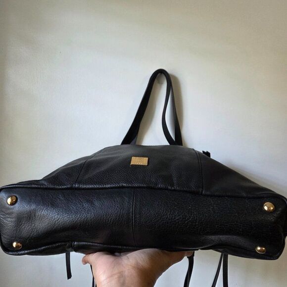 EUC LIKE NEW KOOBA BLACK PEBBLED GENUINE LEATHER LARGE TOTE BAG - Picture 4 of 16